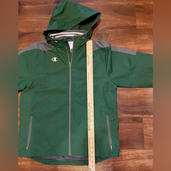 Champion Size Medium Green Full Zip Green Windbreaker with hood & pockets - Picture 6 of 7